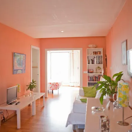 Friendly Gaudi Attic *